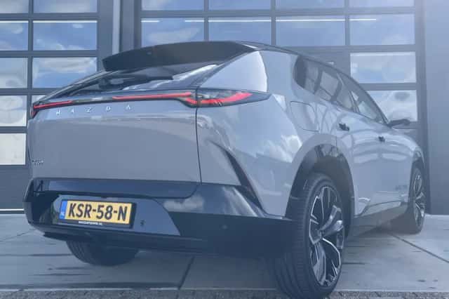 Mazda CX-6e (2026) thumbnail 6