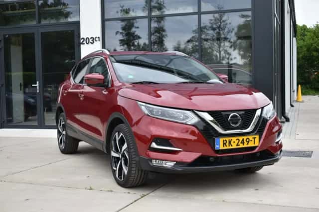 Nissan Qashqai (2018) thumbnail 1