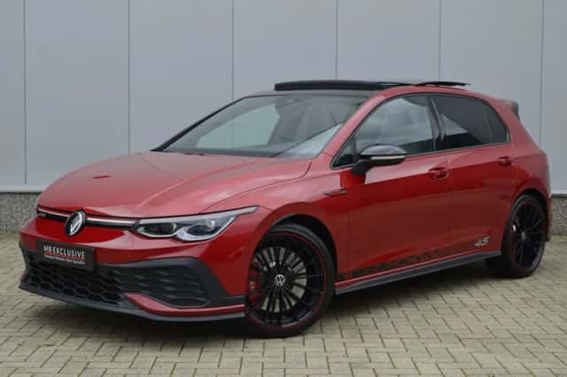 Volkswagen Golf (2021) thumbnail 1