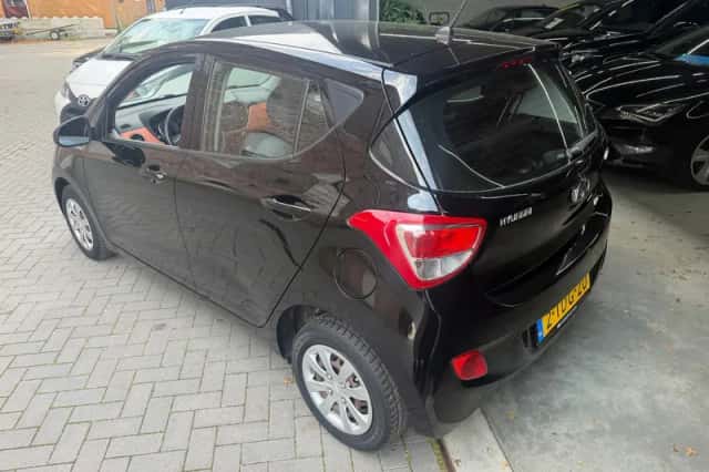 Hyundai i10 (2014) thumbnail 4