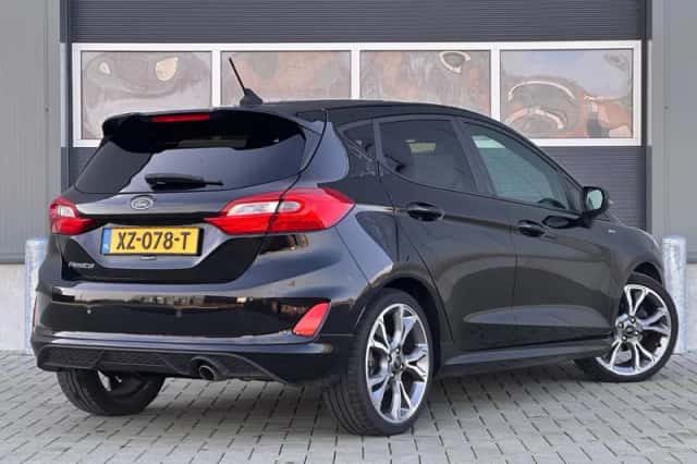 Ford Fiesta (2019) thumbnail 4