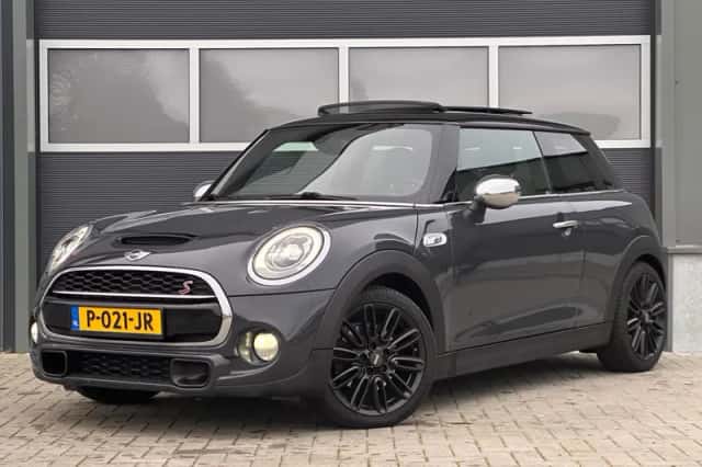 MINI Cooper S (2014) thumbnail 1