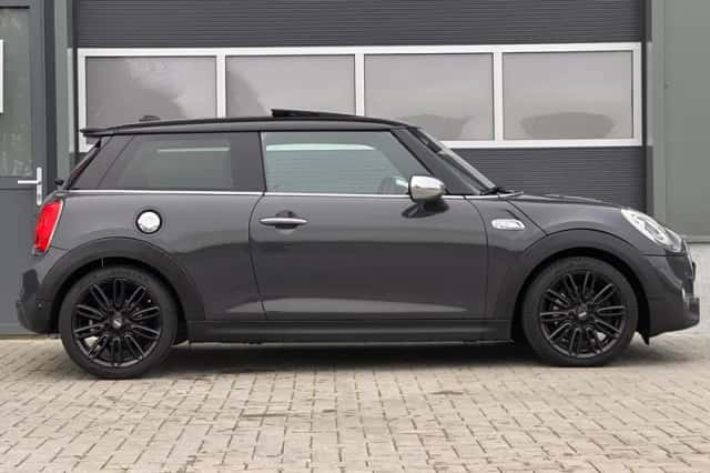 MINI Cooper S (2014) thumbnail 6