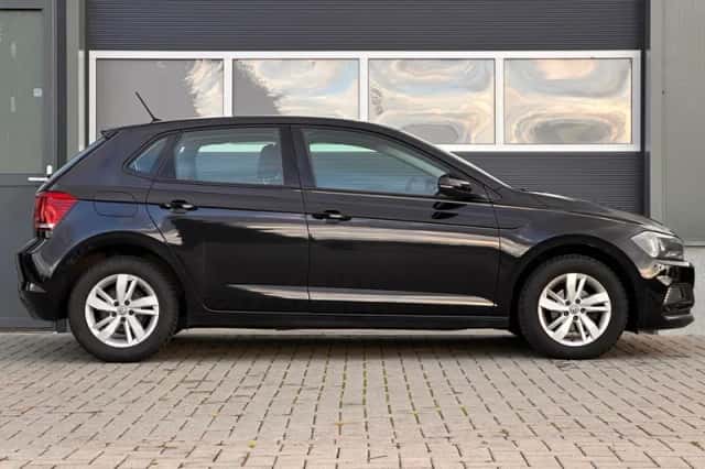 Volkswagen Polo (2018) thumbnail 6