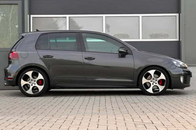 Volkswagen Golf (2009) thumbnail 6