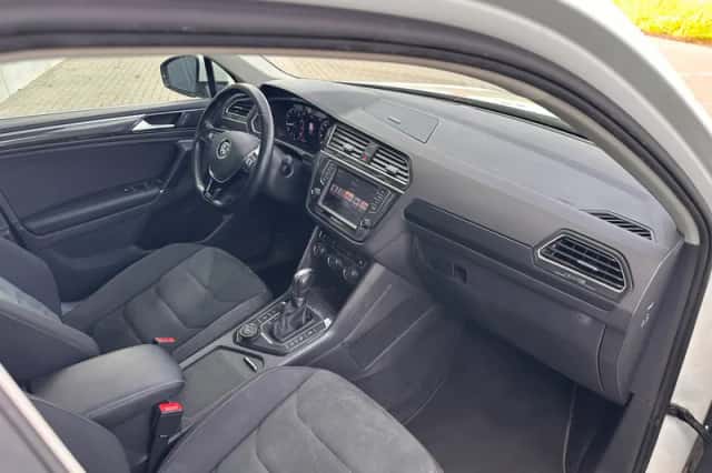 Volkswagen Tiguan (2016) thumbnail 4