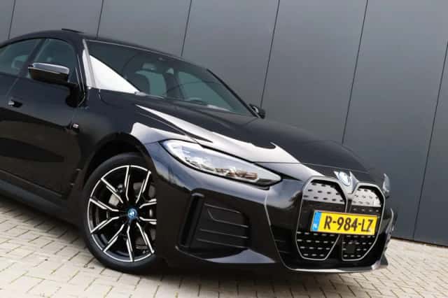 BMW i4 (2022) thumbnail 5