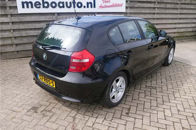 BMW 1-Serie (2011) thumbnail 2