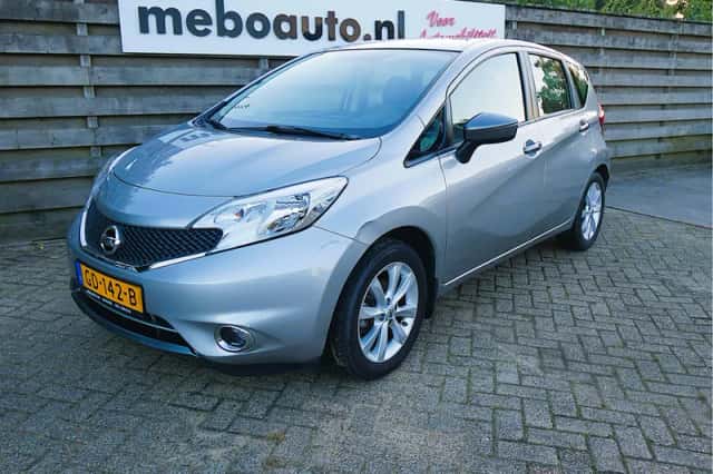 Nissan Note (2015) thumbnail 1