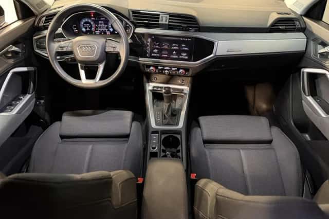 Audi Q3 Sportback (2023) thumbnail 3