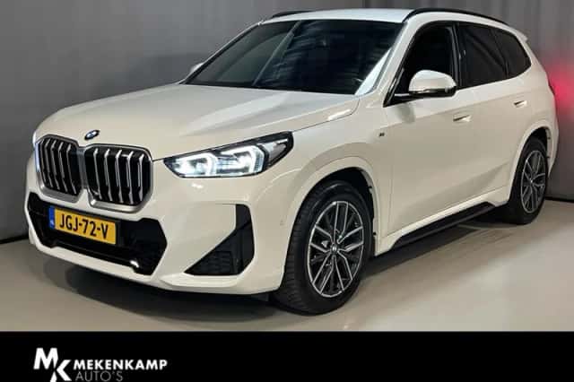 BMW X1 (2023) thumbnail 1