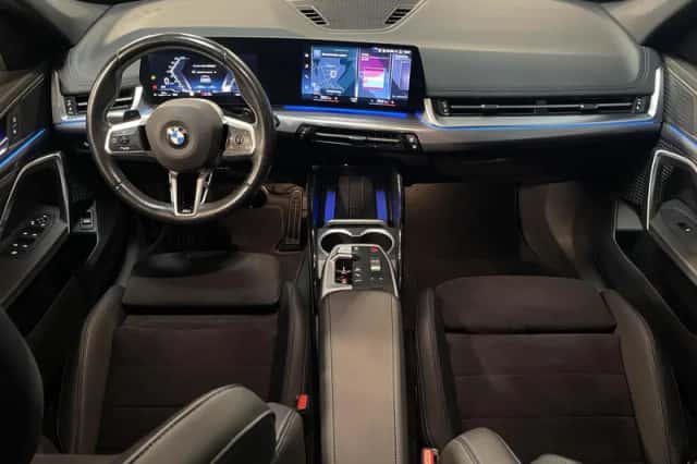 BMW X1 (2023) thumbnail 3