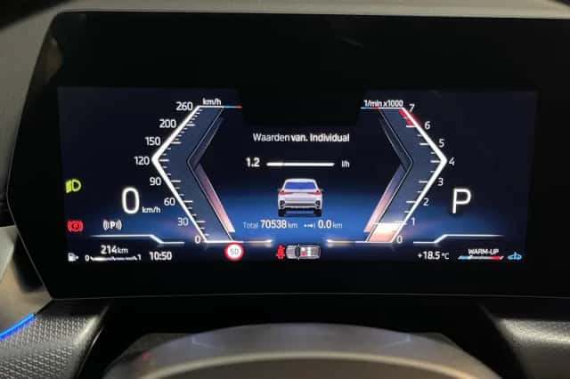 BMW X1 (2023) thumbnail 6