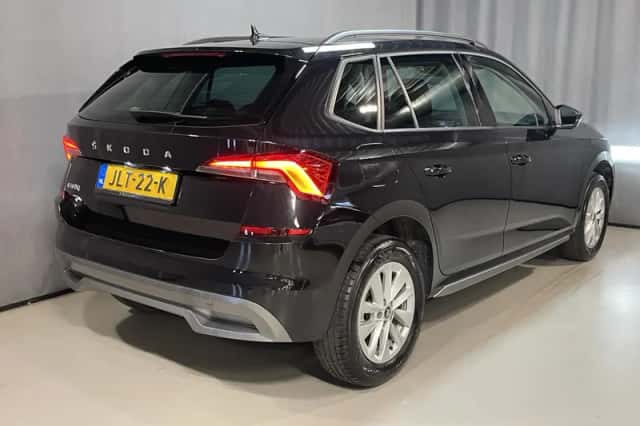 Škoda Kamiq (2023) thumbnail 2
