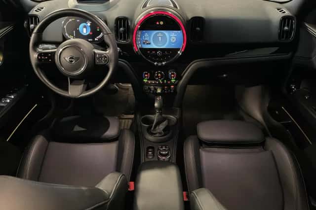 MINI Countryman (2023) thumbnail 3