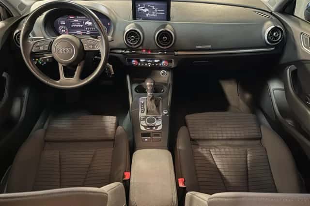 Audi A3 (2020) thumbnail 3