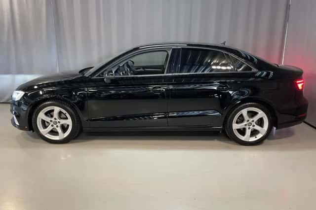 Audi A3 (2020) thumbnail 4