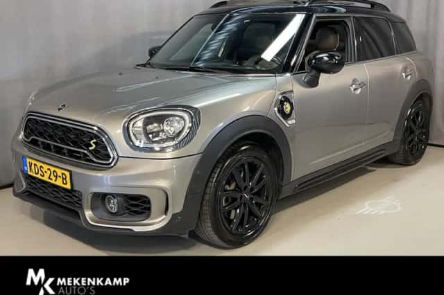 MINI Countryman (2019) thumbnail 1