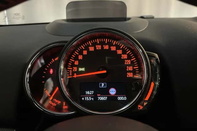 MINI Countryman (2019) thumbnail 6