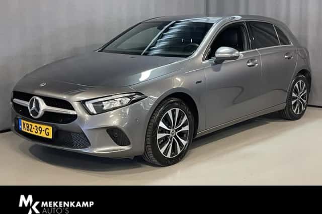 Mercedes-Benz A-Klasse (2021) thumbnail 1