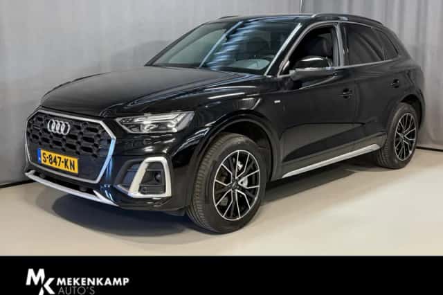 Audi Q5 (2022) thumbnail 1