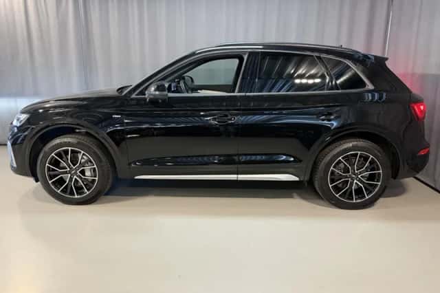 Audi Q5 (2022) thumbnail 4
