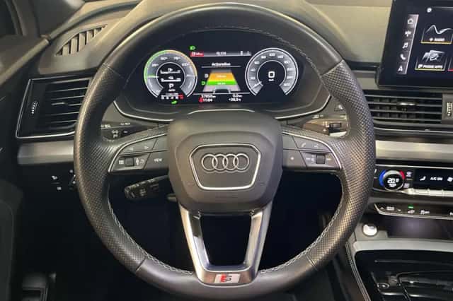 Audi Q5 (2022) thumbnail 5