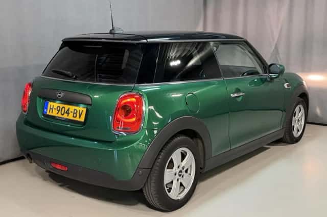 MINI One (2020) thumbnail 2