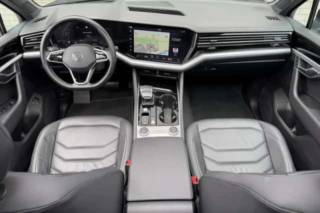 Volkswagen Touareg (2021) thumbnail 3