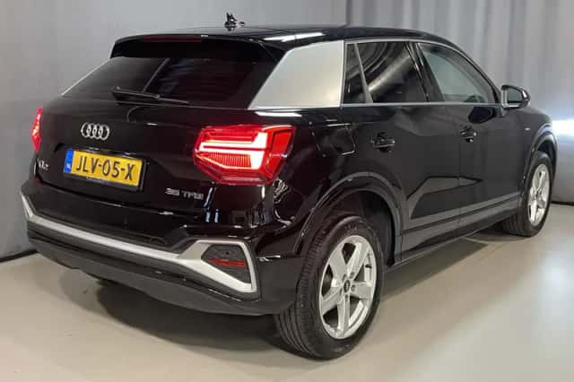 Audi Q2 (2024) thumbnail 2