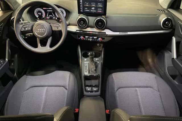 Audi Q2 (2024) thumbnail 3