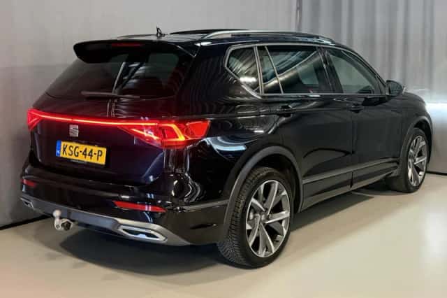 SEAT Tarraco (2023) thumbnail 2