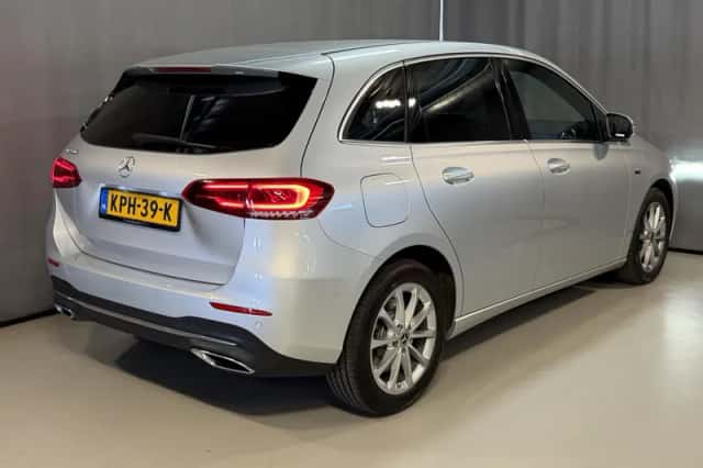 Mercedes-Benz B-Klasse (2020) thumbnail 2