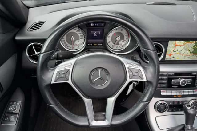 Mercedes-Benz SLK-Klasse (2015) thumbnail 5