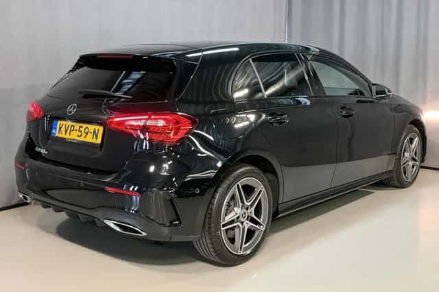Mercedes-Benz A-Klasse (2022) thumbnail 2