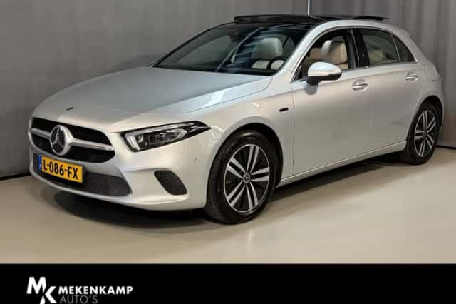 Mercedes-Benz A-Klasse (2021) thumbnail 1