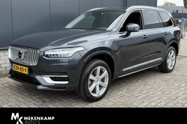 Volvo XC90 (2022) thumbnail 1