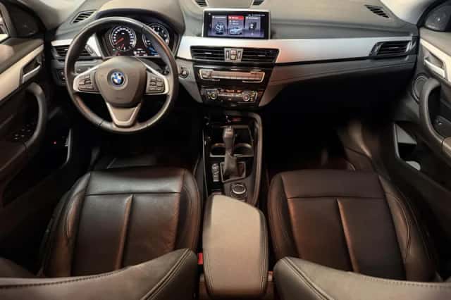 BMW X2 (2023) thumbnail 3