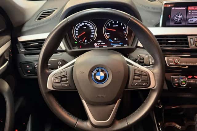 BMW X2 (2023) thumbnail 5