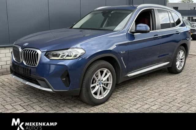BMW X3 (2022) thumbnail 1