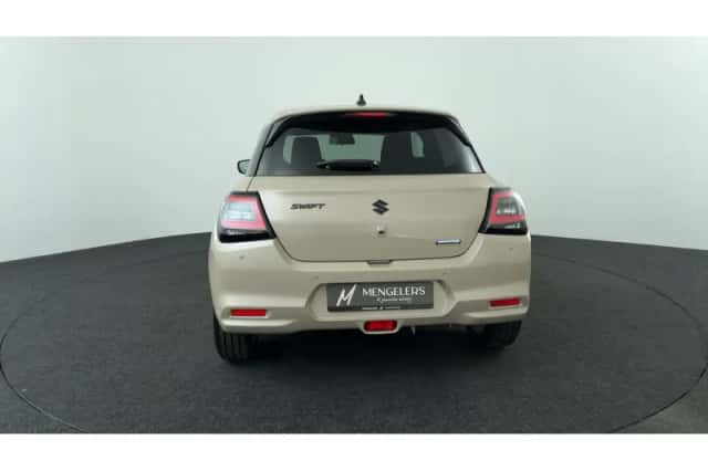 Suzuki Swift (2025) thumbnail 4