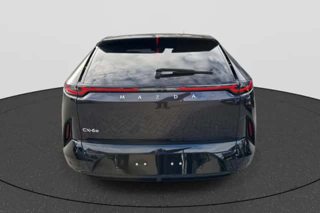 Mazda CX-6e (2026) thumbnail 4