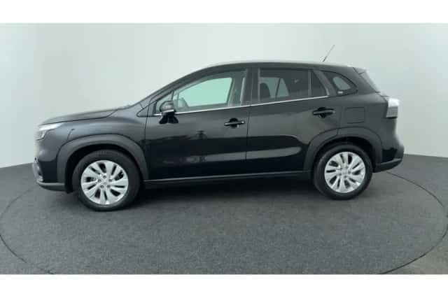 Suzuki S-Cross (2023) thumbnail 2