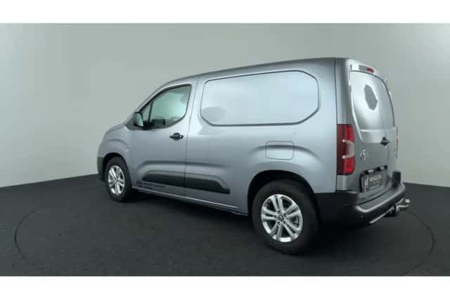 Toyota ProAce City (2025) thumbnail 3