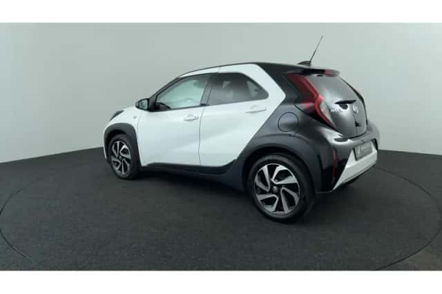 Toyota Aygo X (2023) thumbnail 3