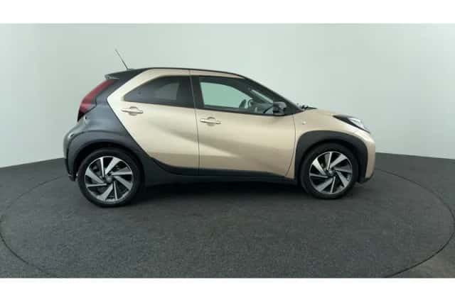 Toyota Aygo X (2022) thumbnail 6