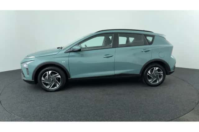Hyundai Bayon (2024) thumbnail 2