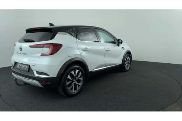 Renault Captur (2021) thumbnail 5