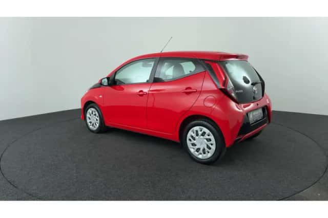 Toyota Aygo (2020) thumbnail 3