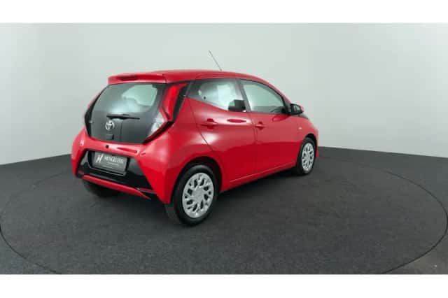 Toyota Aygo (2020) thumbnail 5